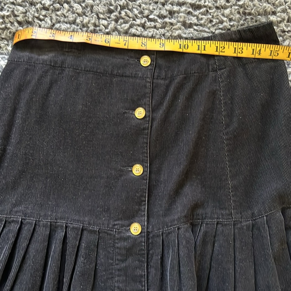 Black Corduroy Button-Down Pleated Skirt - Picture 11 of 12